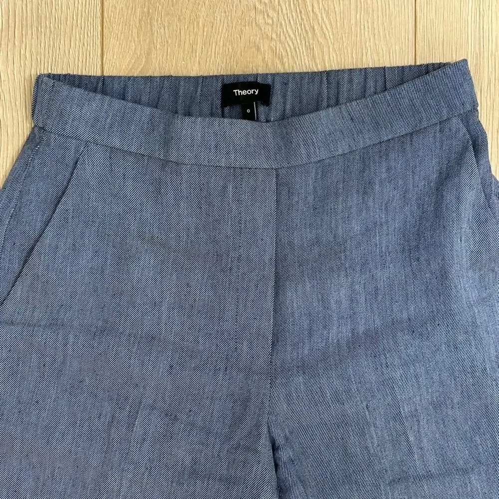 Theory Relaxed Pull-On Pant in Fluid Linen Size 0 Light Denim Blue - Picture 4 of 7